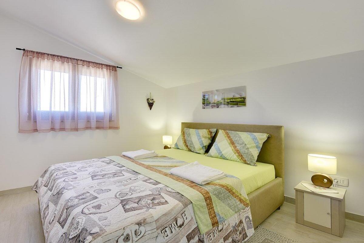 Sandi Holiday home Pula
